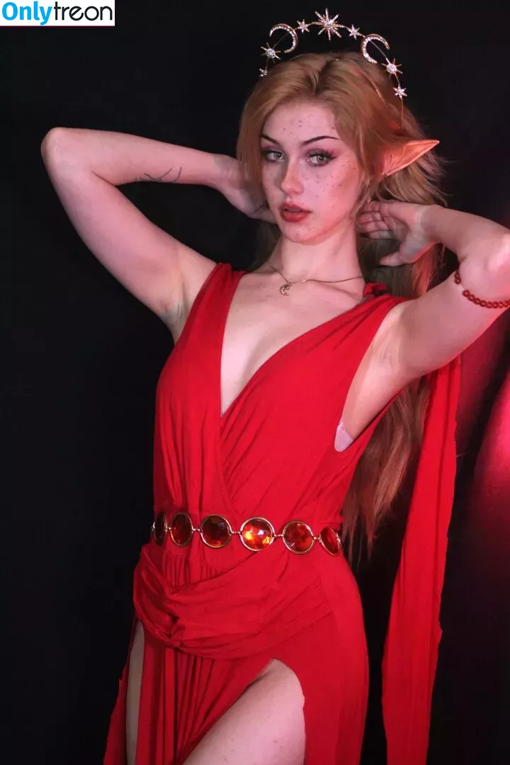 ValiantF0x nude photo #0104 (VixenValiant / user)
