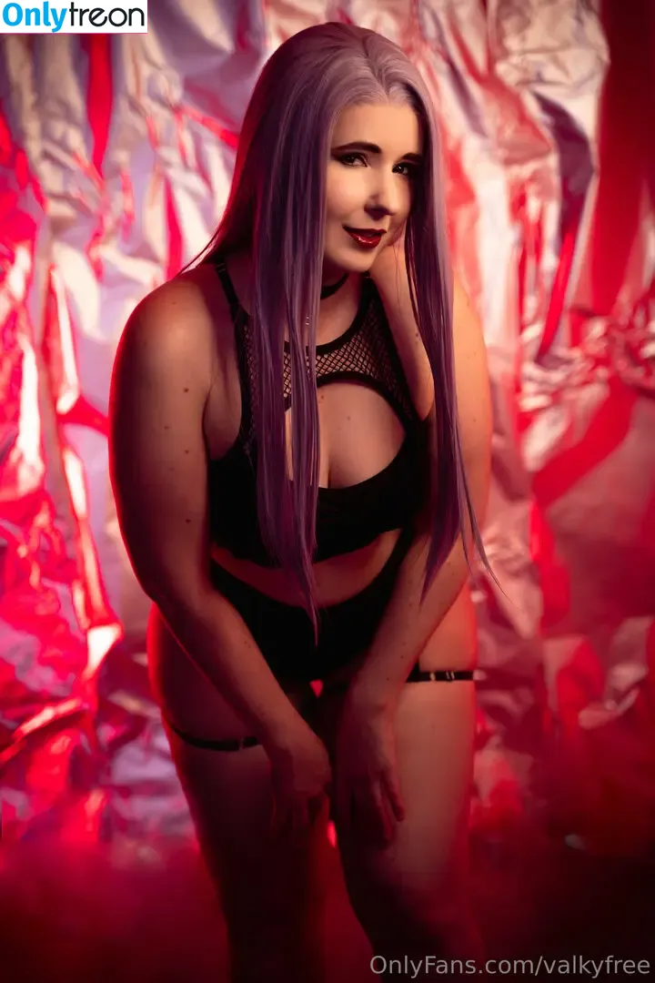 valkyfree nude photo #0019 (valkyreclothing)