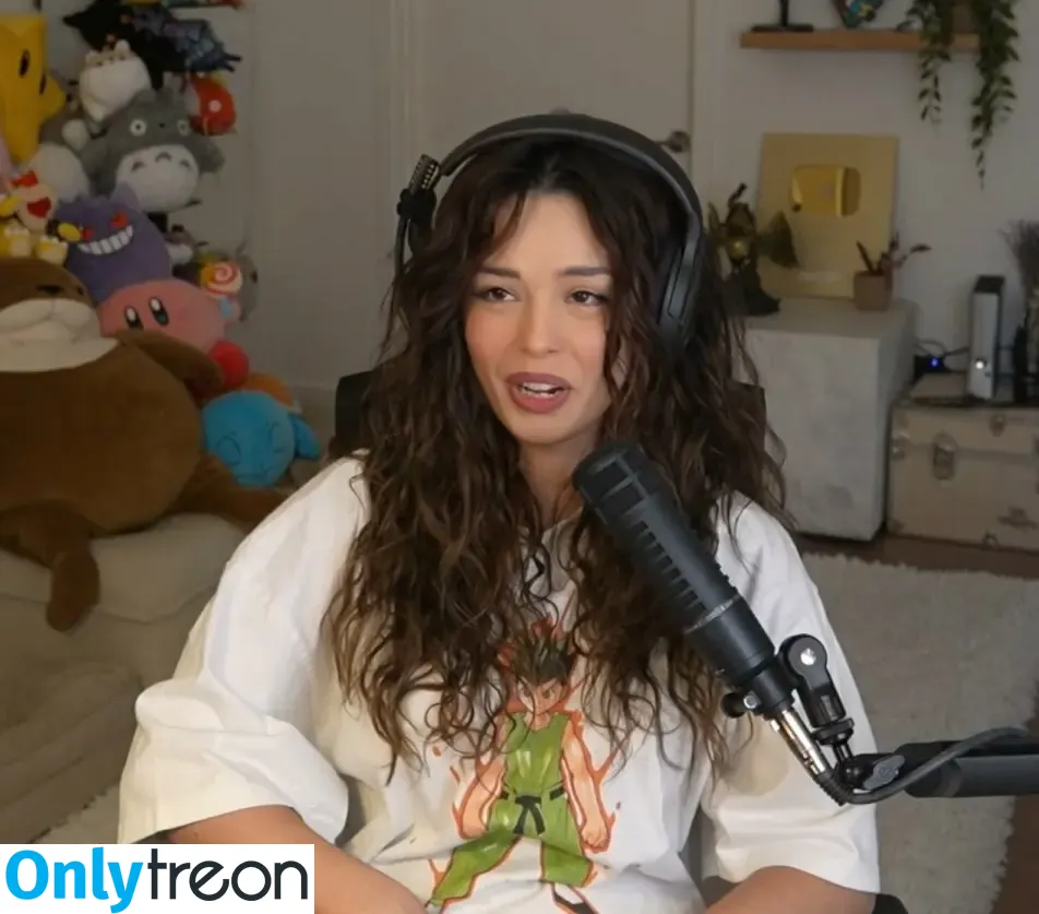 Valkyrae nude photo #0999 (Valkyrae)