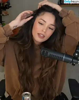 Valkyrae фото голая #1209