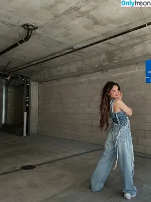 Valkyrae фото голая #1217