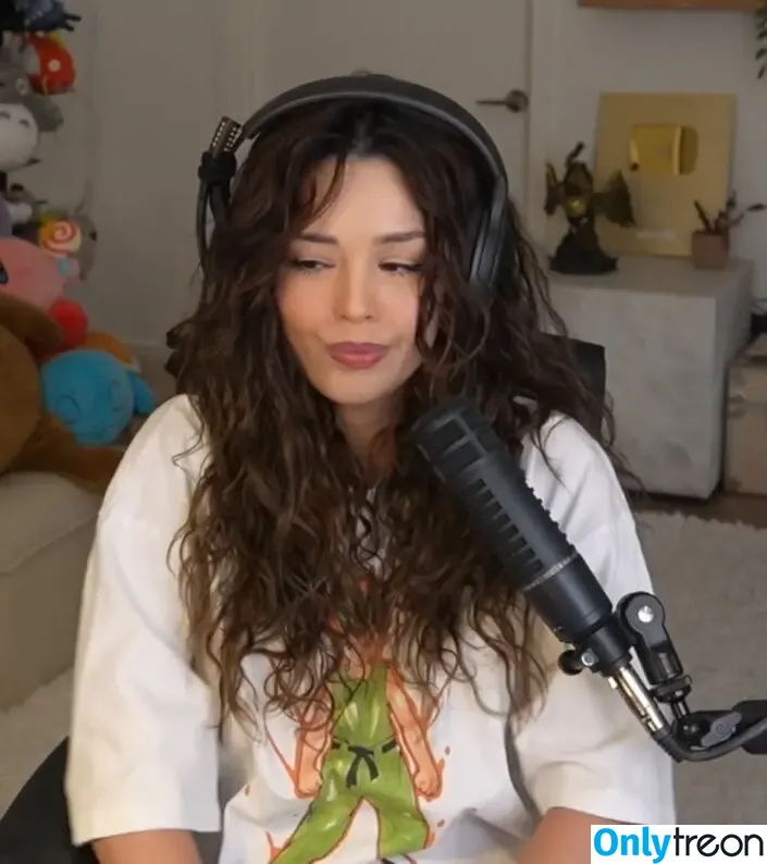 Valkyrae голая photo #1000 (Valkyrae)