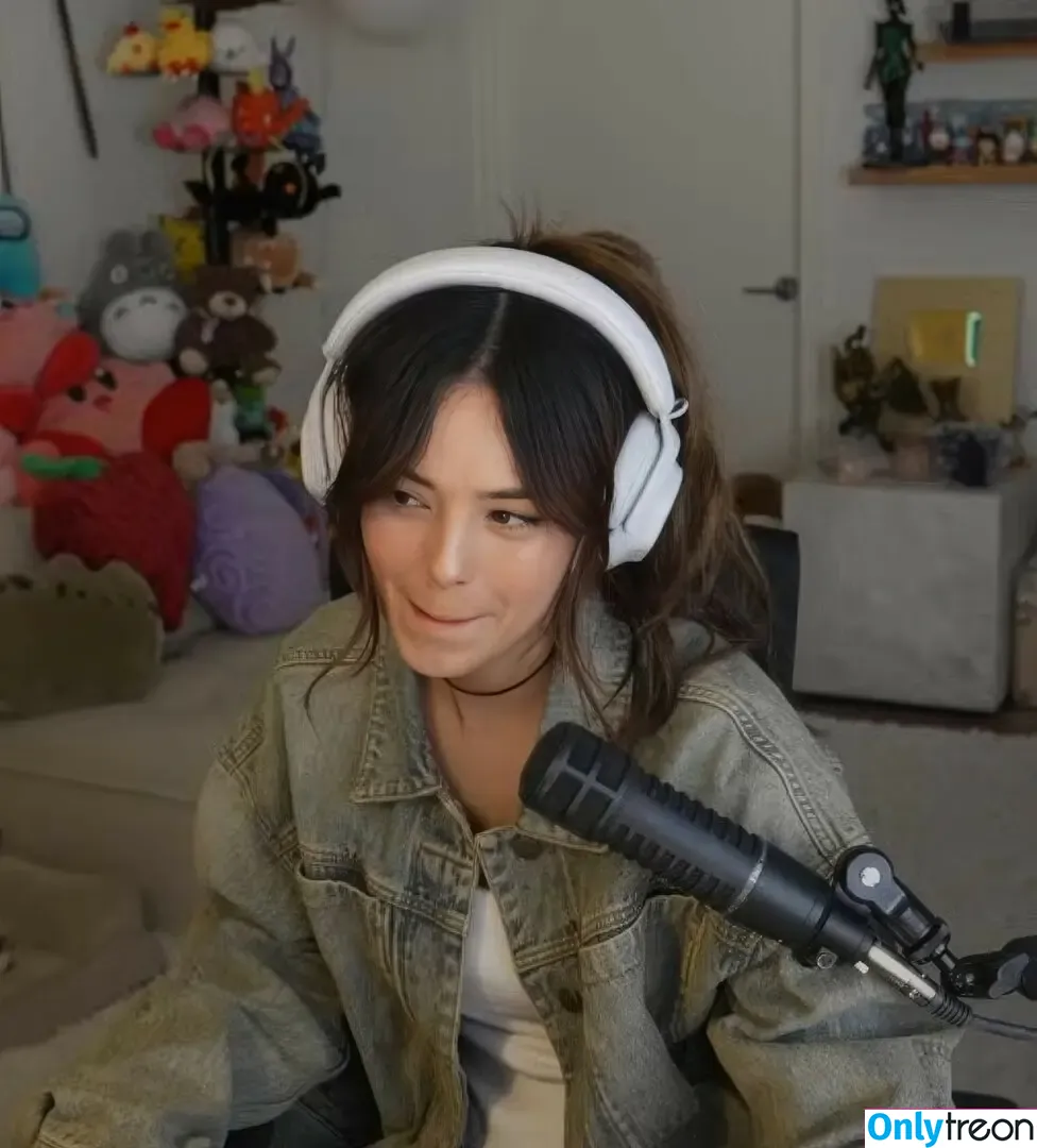 Valkyrae голая photo #1172 (Valkyrae)