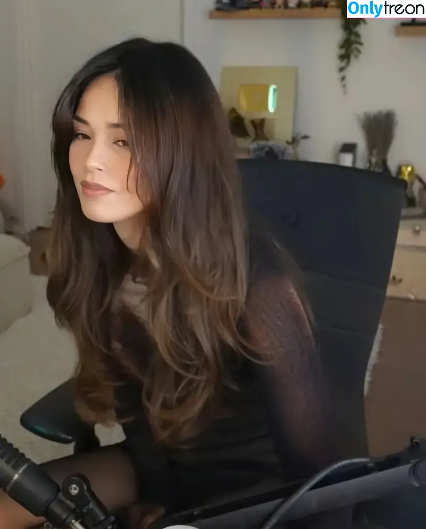Valkyrae голая photo #1176 (Valkyrae)