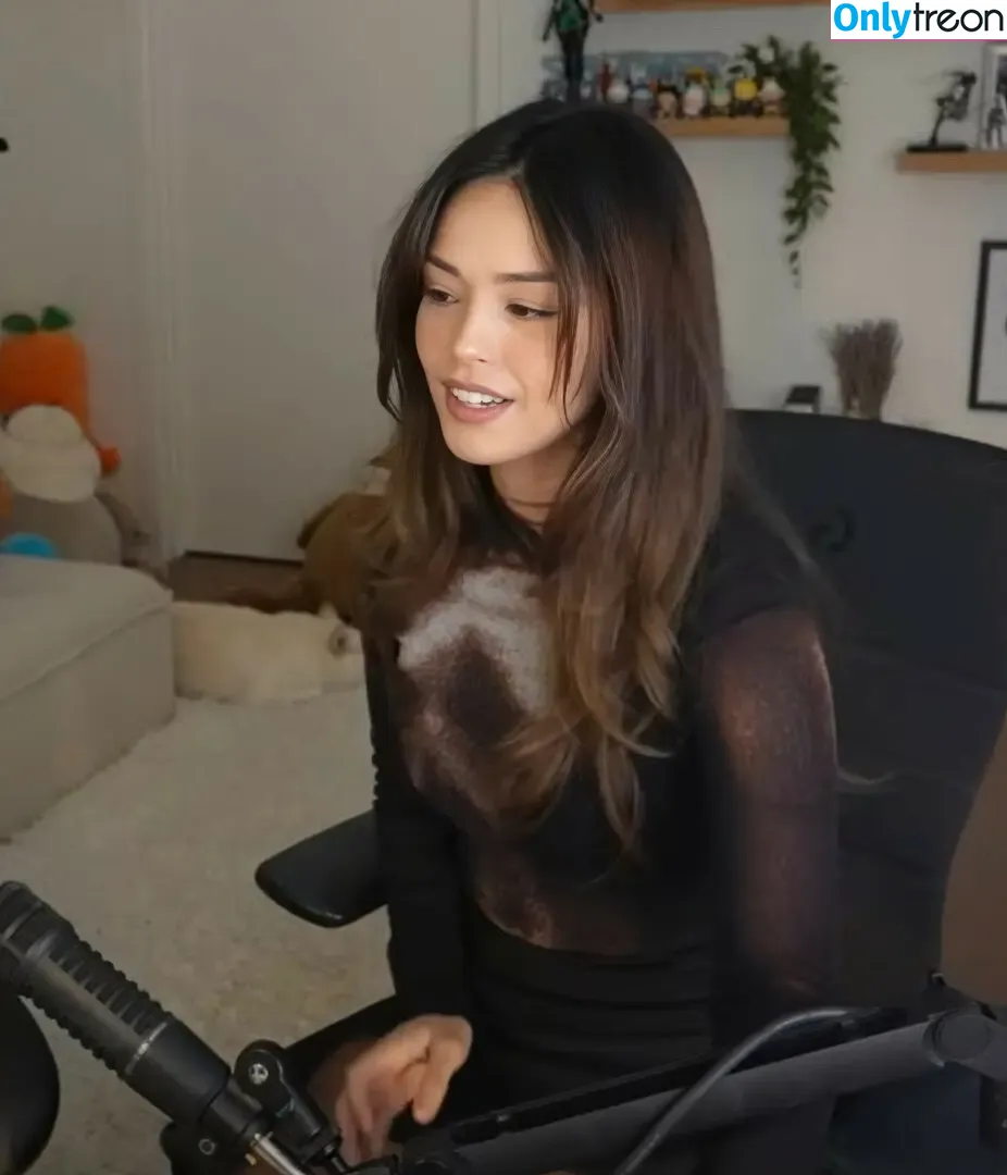 Valkyrae голая photo #1180 (Valkyrae)