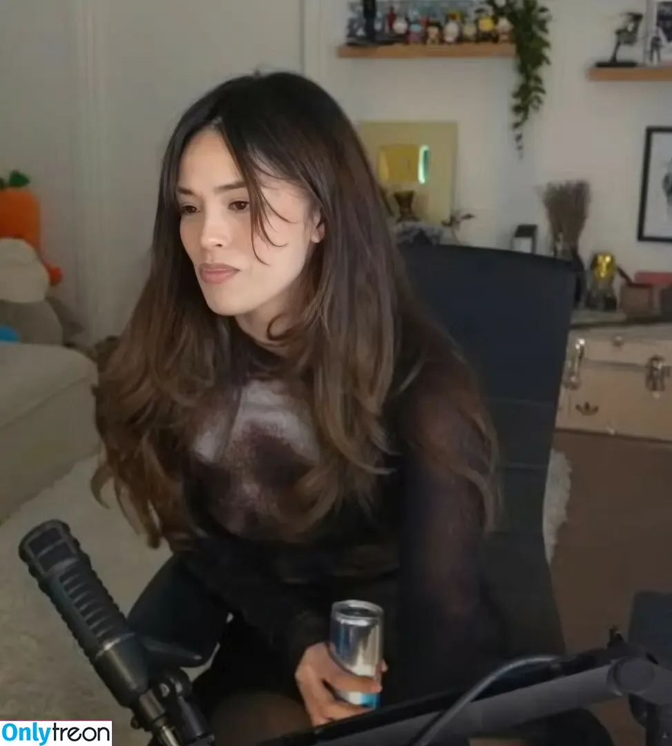 Valkyrae голая photo #1185 (Valkyrae)