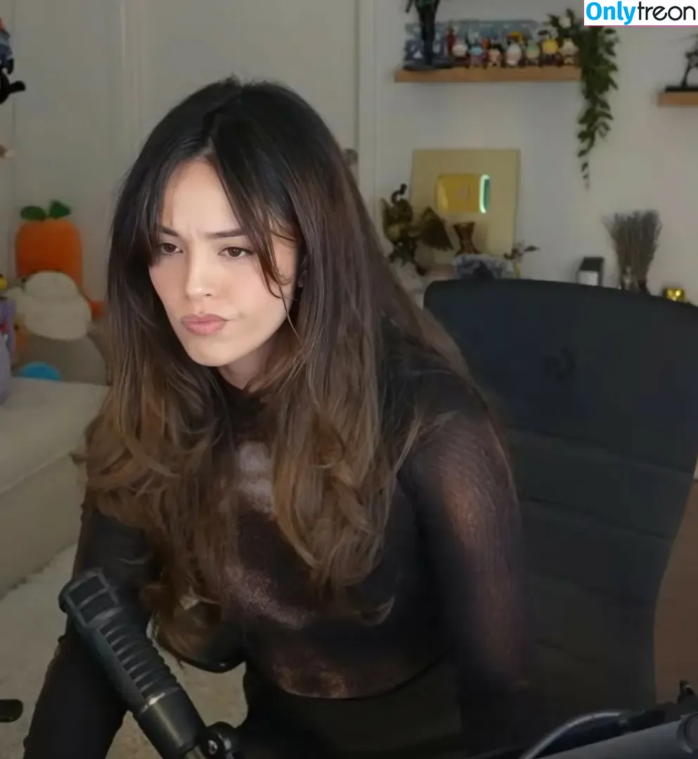 Valkyrae голая photo #1190 (Valkyrae)