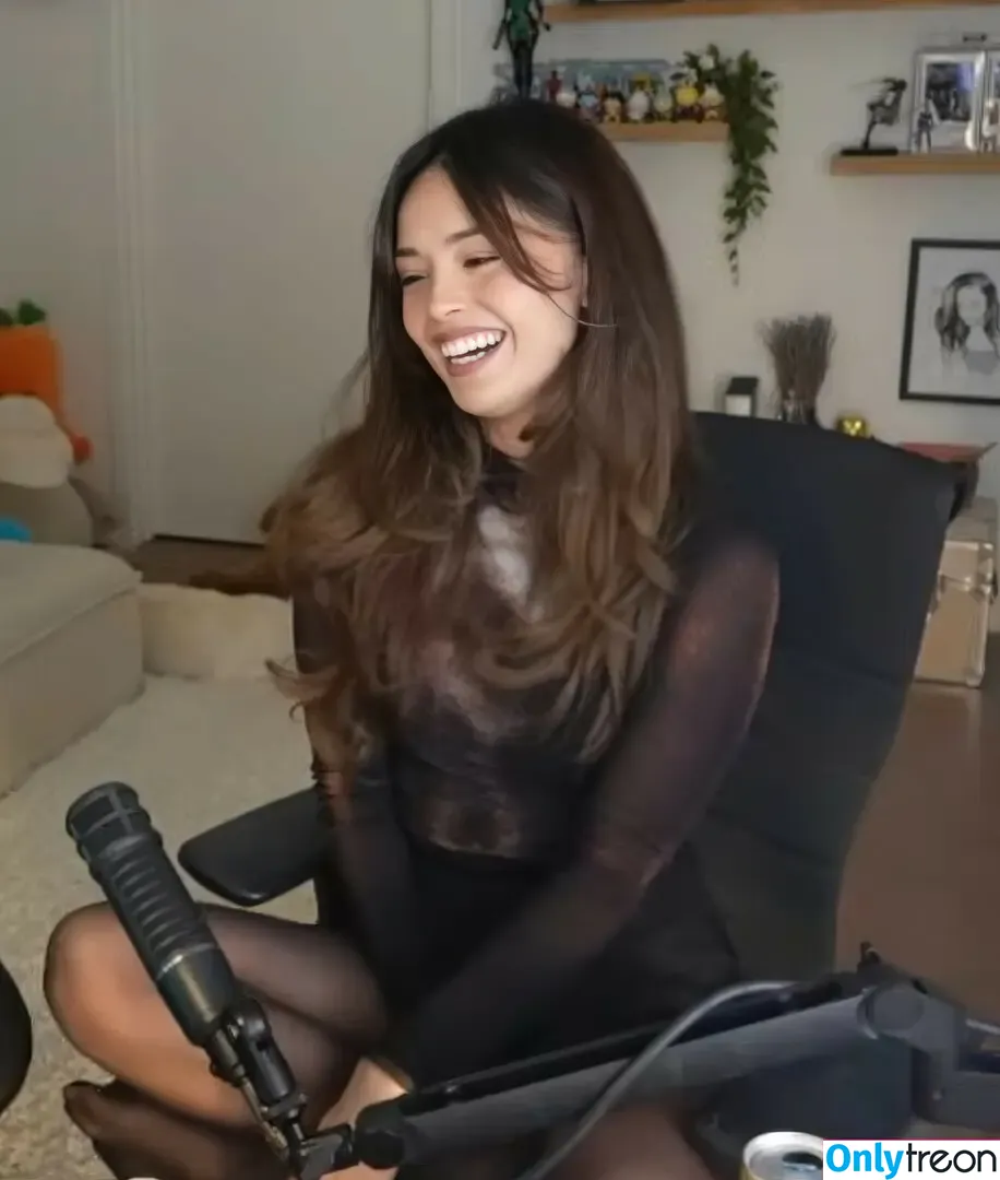 Valkyrae голая photo #1192 (Valkyrae)