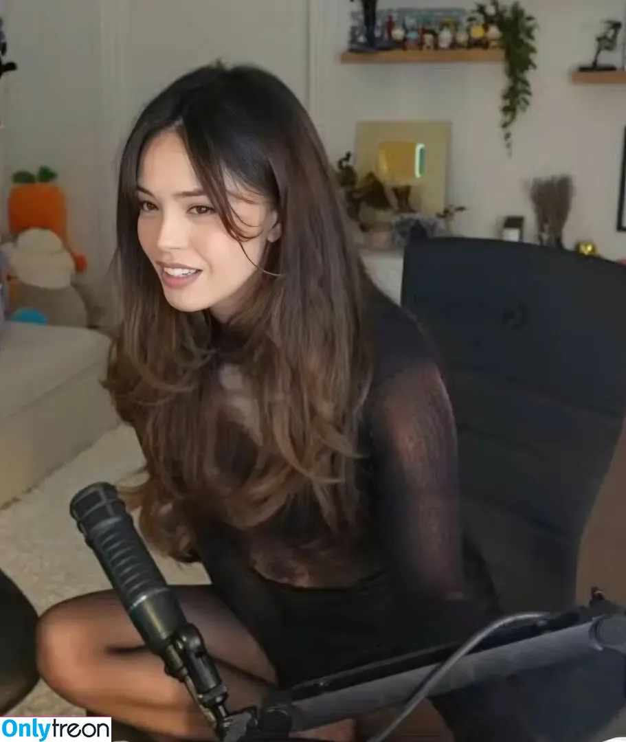 Valkyrae nude photo #1193 (Valkyrae)