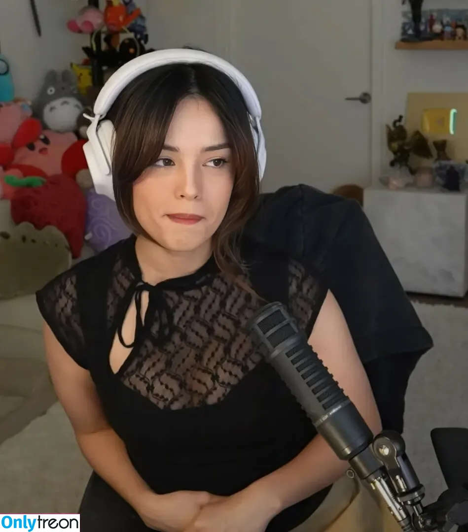 Valkyrae голая photo #1203 (Valkyrae)