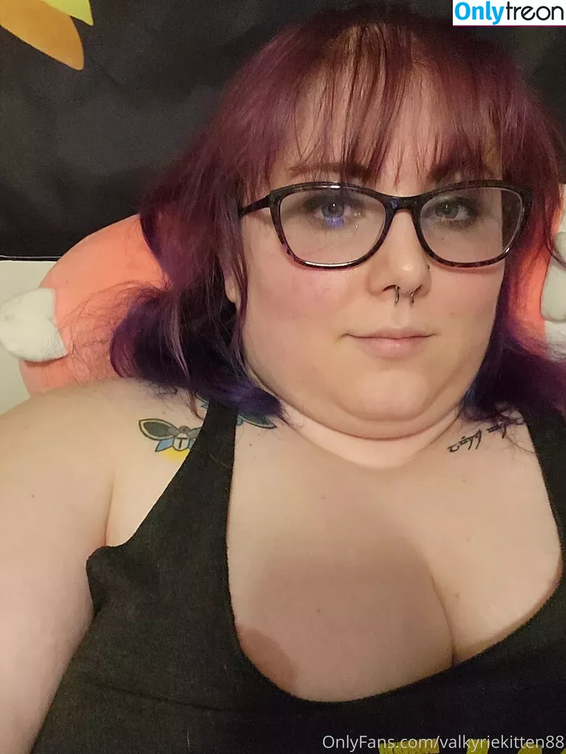 valkyriekitten88 nude photo #0016 (valkyriekitten88)