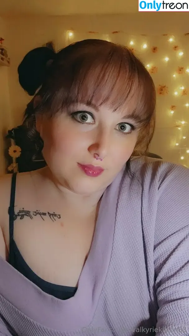 valkyriekitten88 nude photo #0103 (valkyriekitten88)