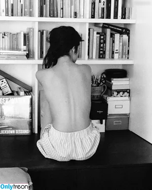 Vallie Plagirafe / plagirafe nude photo #0043