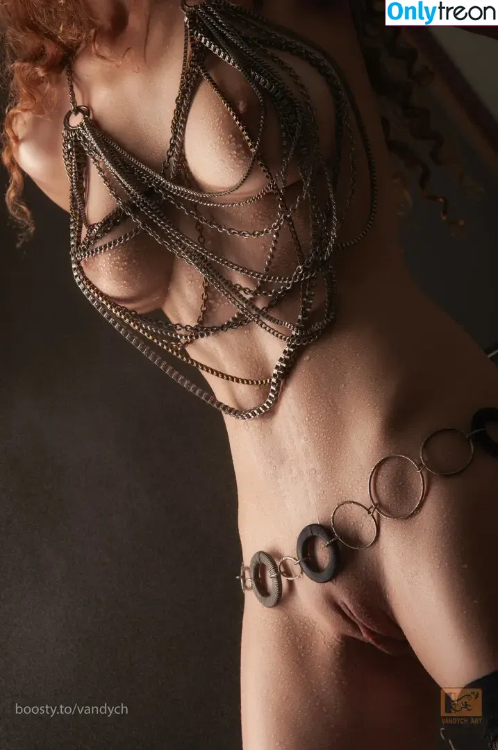Vandych nude photo #1219 (Alina Latypova / alex_vandych / andriy.vandych.travel)