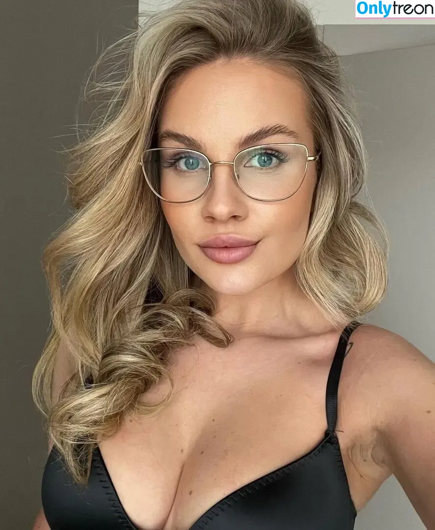 vanesamocilanova nude photo #0010 (vanesamocilanova)