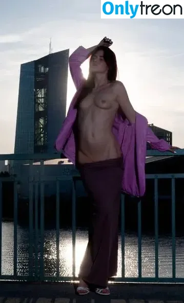 Vanessa Bartsch nude photo #0300 (vibeswithnessaaa)