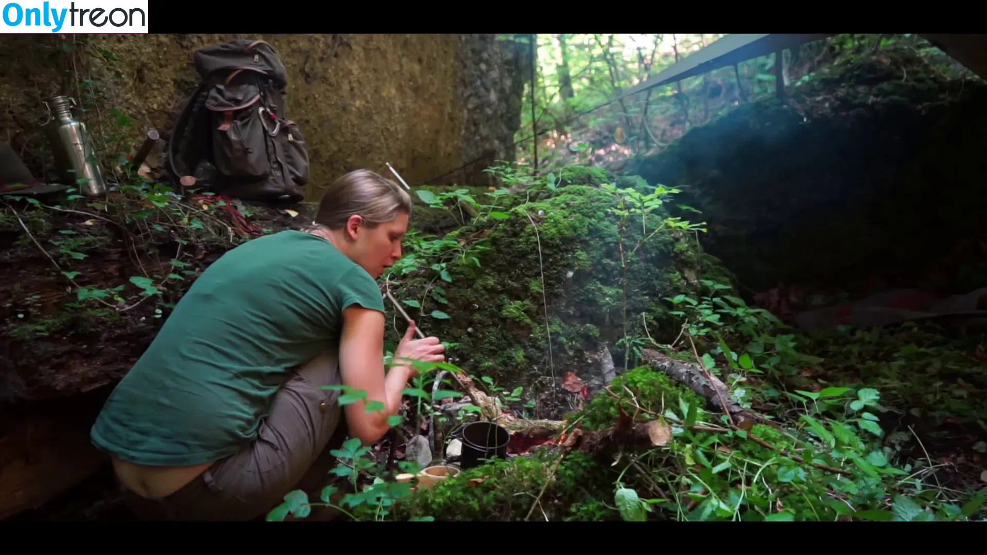 Vanessa Blank голая photo #0002 (Wild Woman Bushcraft / thebarbieblank / vanessablank_adventure)