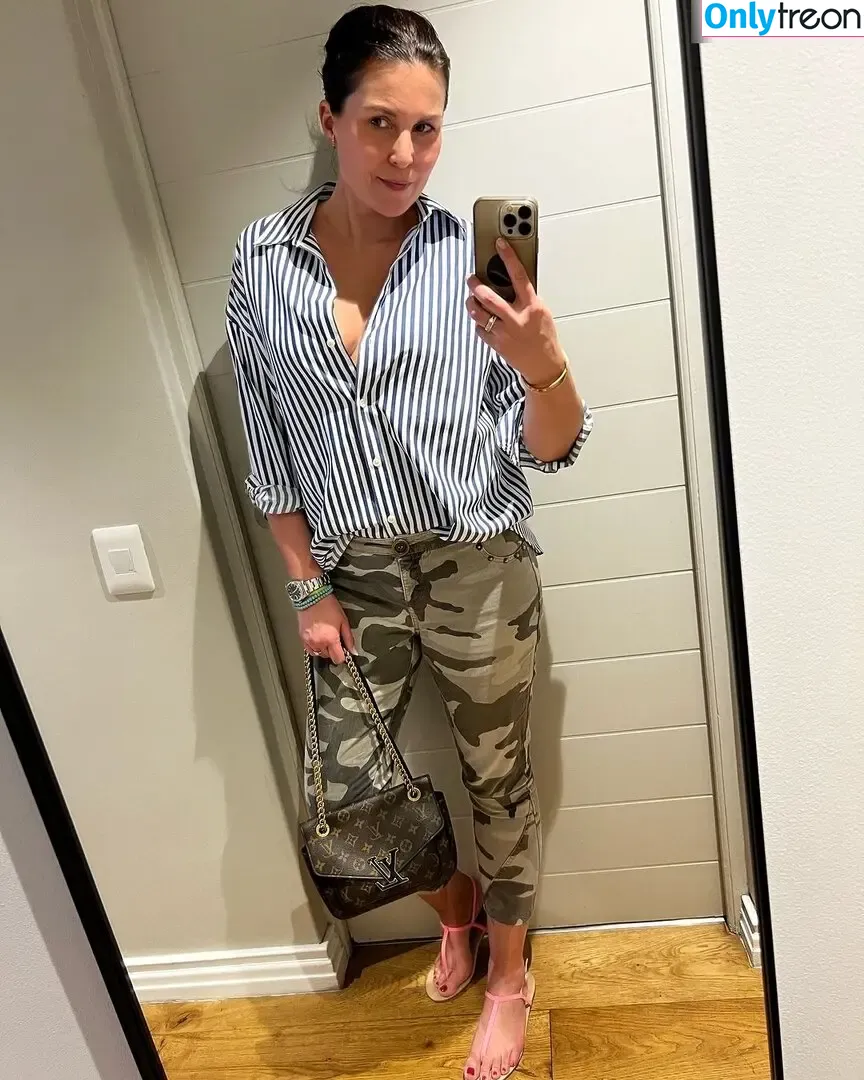 Vanessa Blumhagen голая photo #0217 (vanessa_blumhagen)