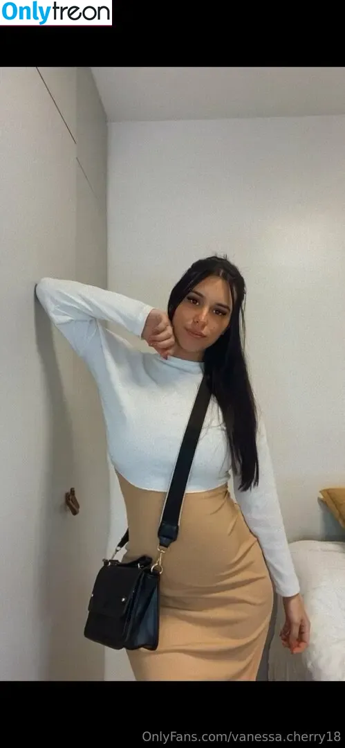 vanessa.cherry18 голая photo #0040 (vanessa.cherry18)
