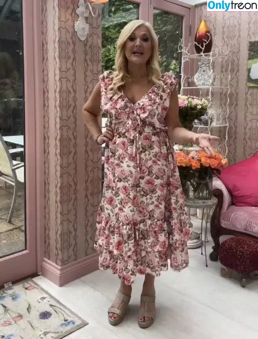 Vanessa Feltz голая photo #0020 (vanessafeltzofficial)