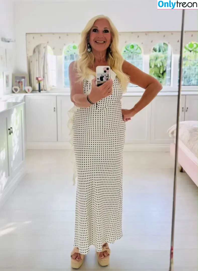 Vanessa Feltz голая photo #0035 (vanessafeltzofficial)