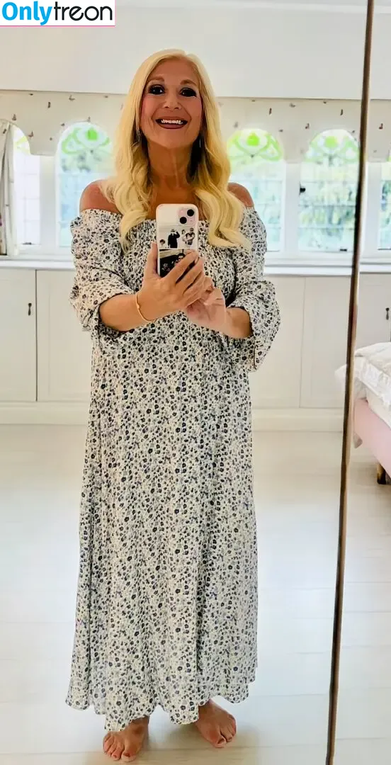 Vanessa Feltz голая photo #0038 (vanessafeltzofficial)