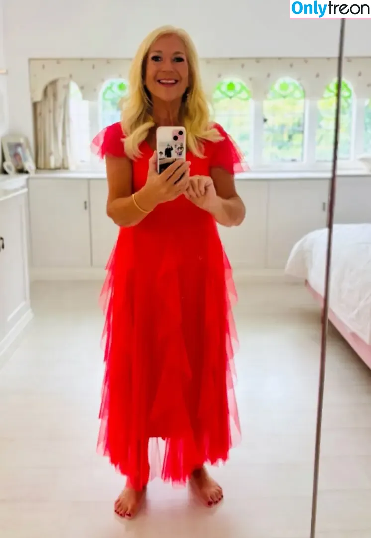 Vanessa Feltz nude photo #0083 (vanessafeltzofficial)