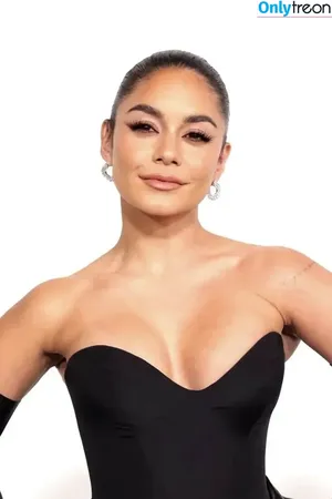 Vanessa Hudgens / VanessaHudgens фото голая #0299