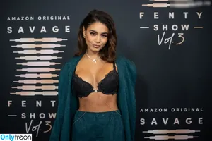 Vanessa Hudgens / VanessaHudgens фото голая #0502