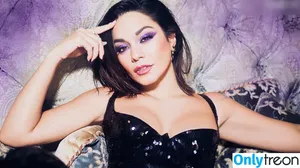 Vanessa Hudgens / VanessaHudgens фото голая #0526
