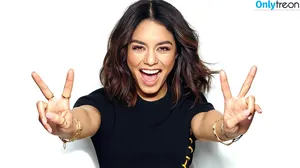 Vanessa Hudgens / VanessaHudgens фото голая #0536
