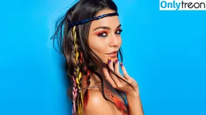 Vanessa Hudgens / VanessaHudgens фото голая #0537