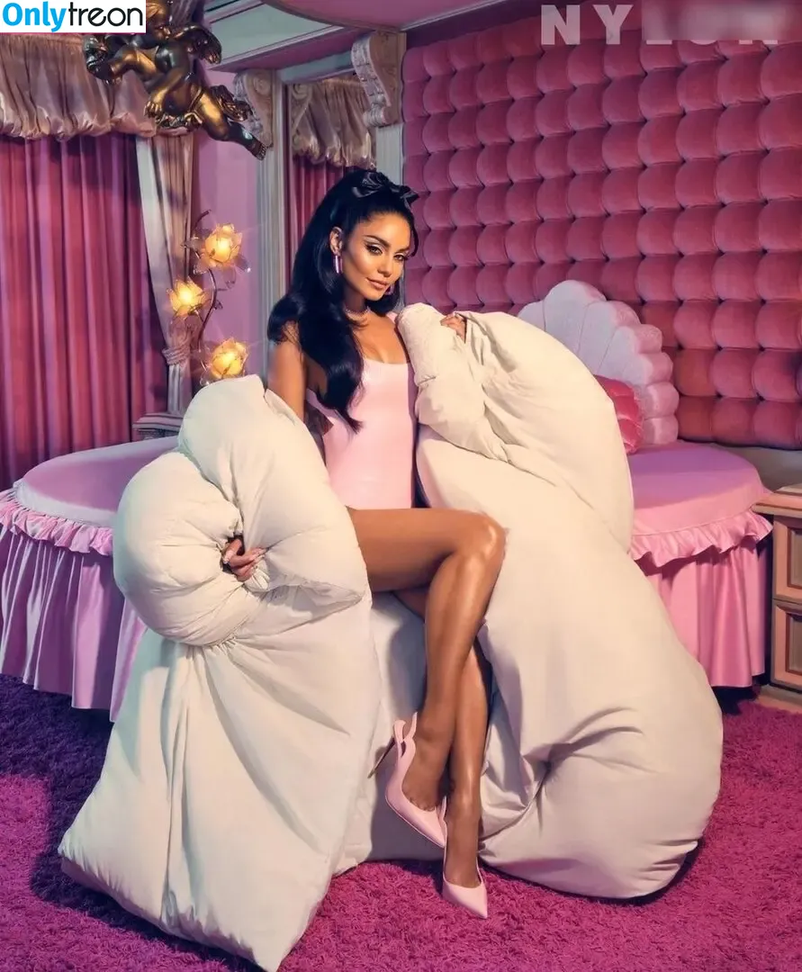 Vanessa Hudgens голая photo #0580 (VanessaHudgens)