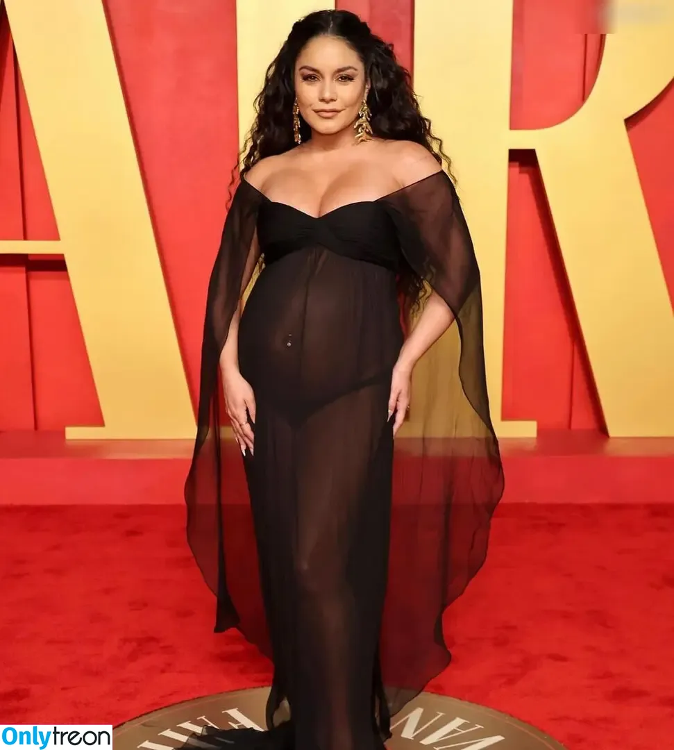 Vanessa Hudgens голая photo #0675 (VanessaHudgens)