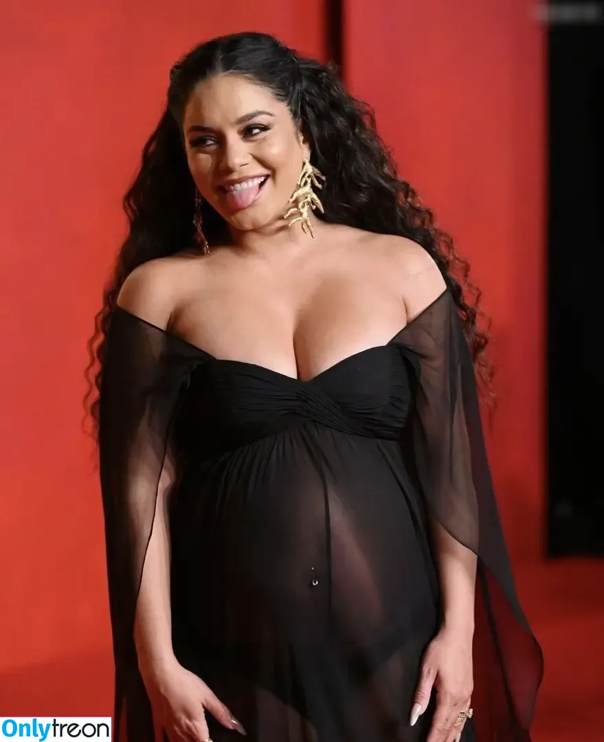 Vanessa Hudgens голая photo #0690 (VanessaHudgens)