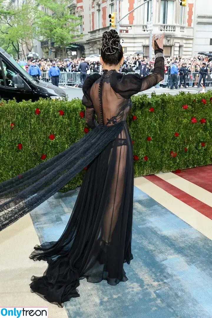 Vanessa Hudgens nude photo #0932 (VanessaHudgens)