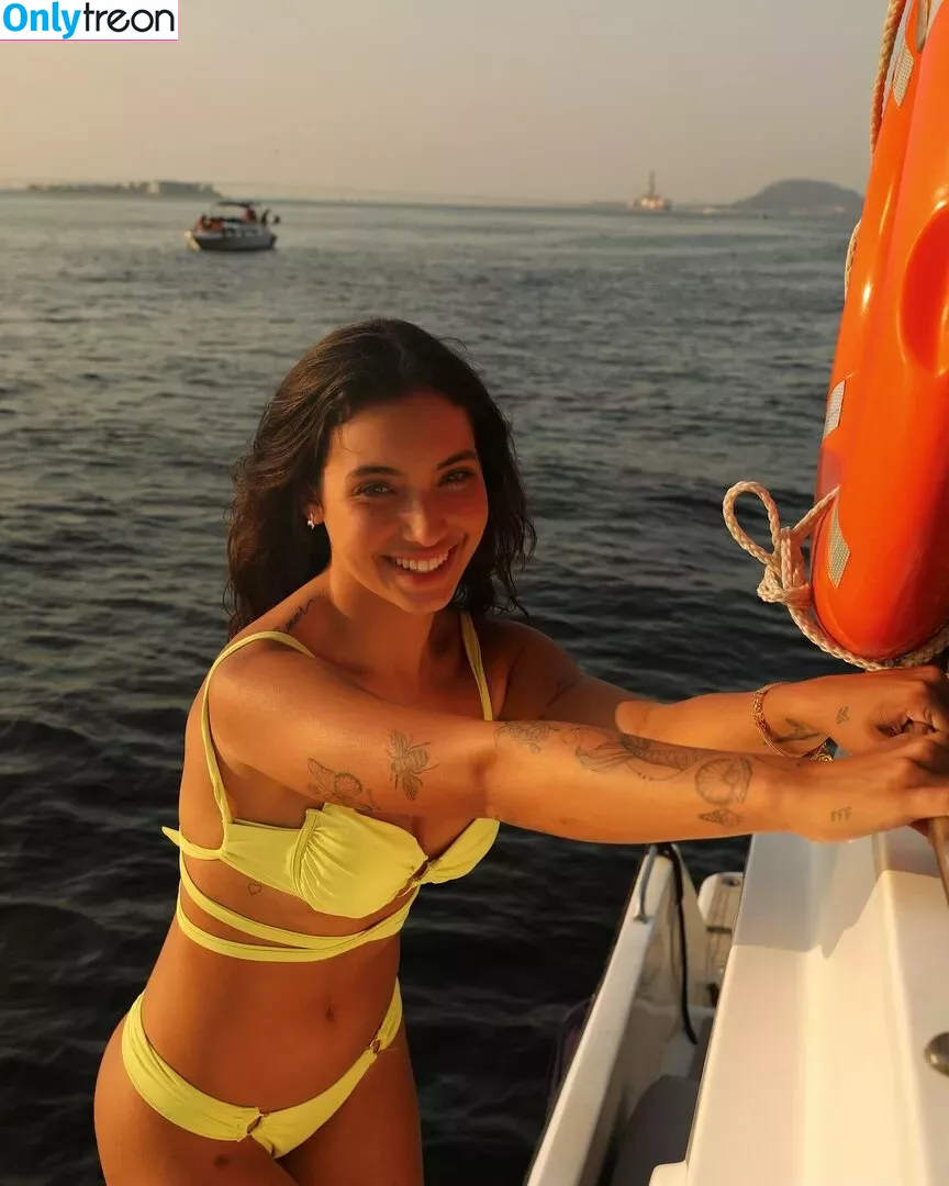 Vanessa Lopes голая photo #0052 (u140265647 / vanessalopesr_)