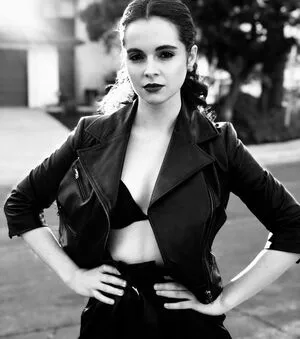 Vanessa Marano / vanessamarano фото голая #0038