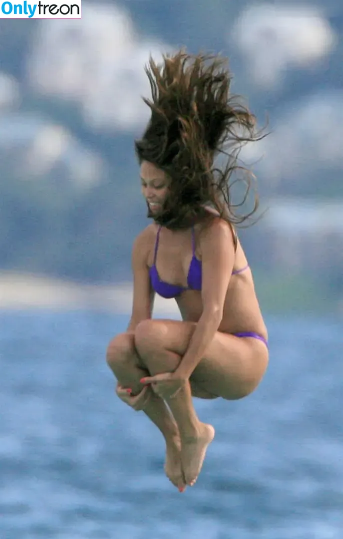 Vanessa Minnillo голая photo #0012 (vanessalachey)