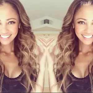 Vanessa Morgan / vanessamorgan фото голая #0014