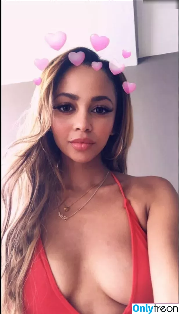 Vanessa Morgan nude photo #0313 (vanessamorgan)