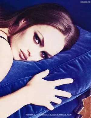 Vanessa Paradis / vanessa.paradis nude photo #0115