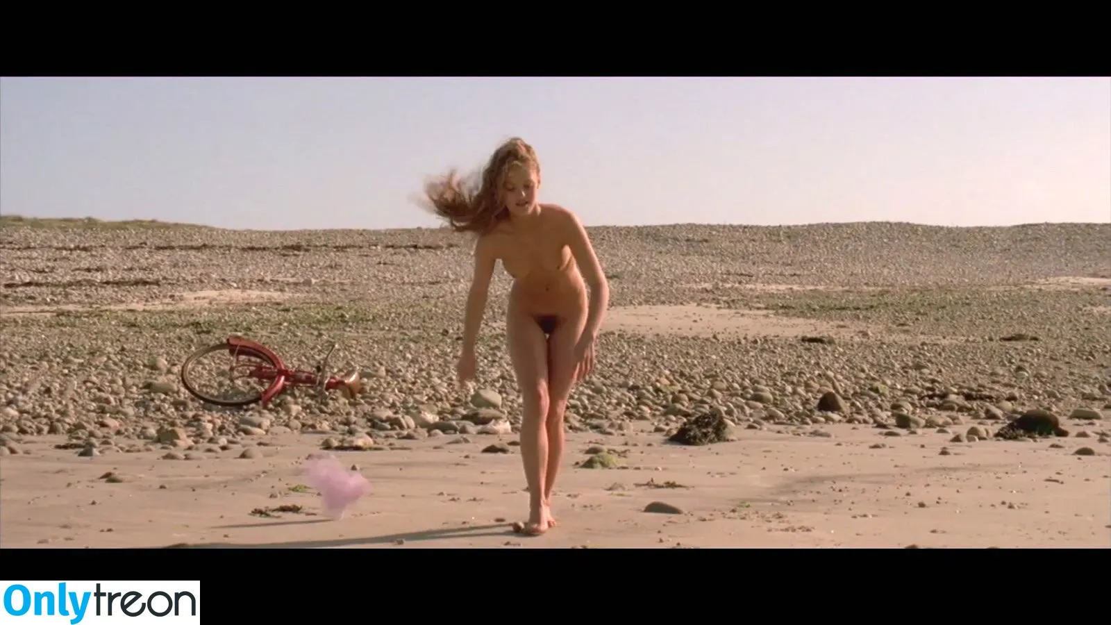 Vanessa Paradis nude photo #0003 (vanessa.paradis)