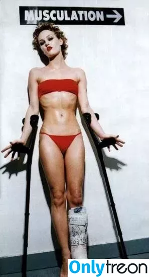 Vanessa Paradis nude photo #0017 (vanessa.paradis)