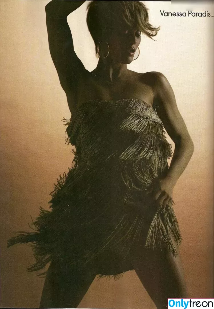 Vanessa Paradis nude photo #0021 (vanessa.paradis)