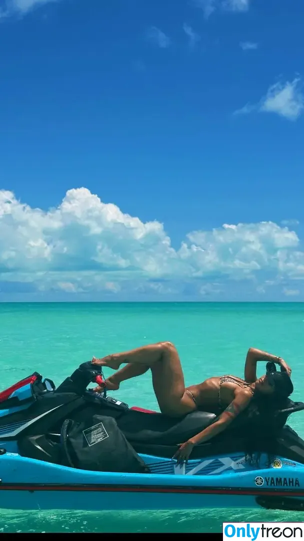 Vanessa Rodríguez nude photo #0069 (Artslover / _artslover)