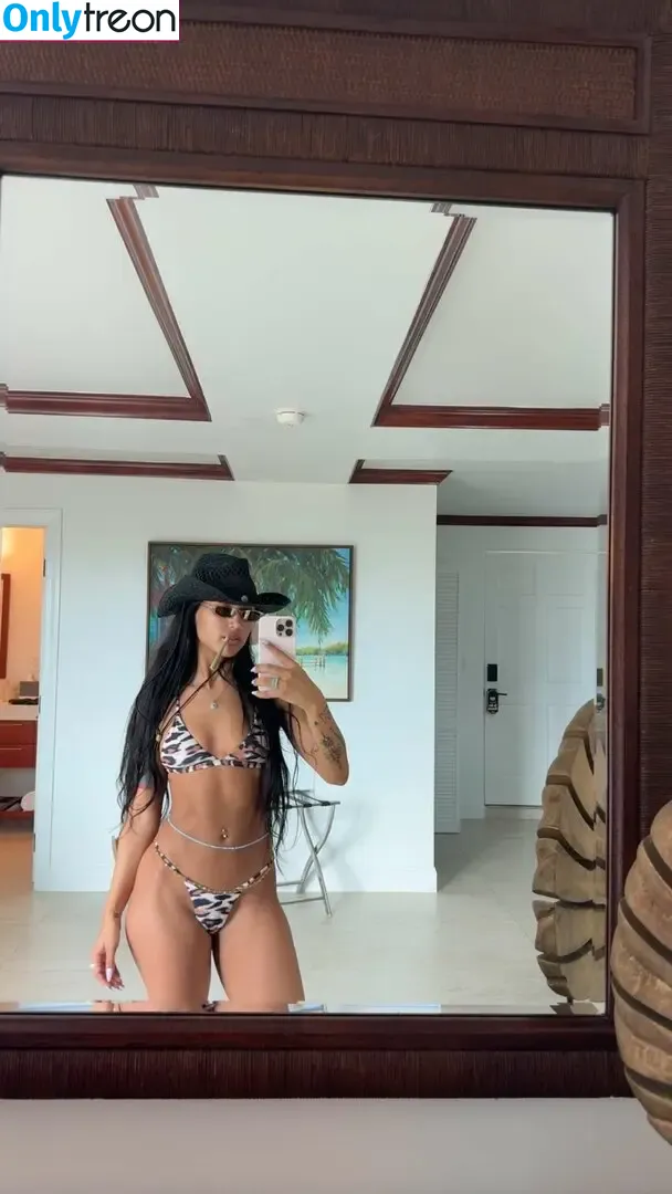 Vanessa Rodríguez nude photo #0074 (Artslover / _artslover)