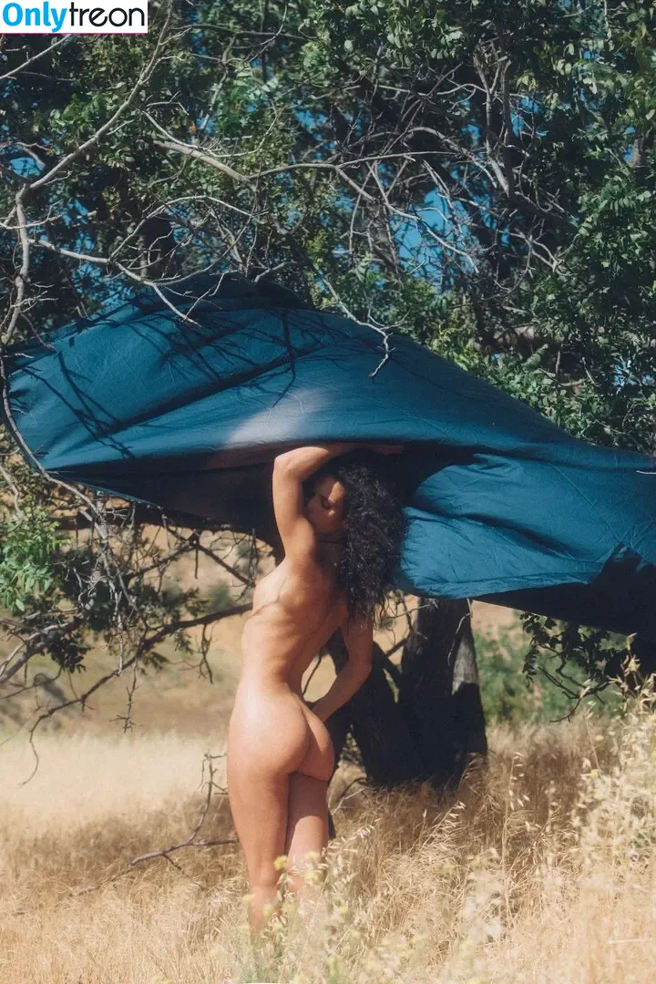 Vanessa Villegas nude photo #0036 (vanessavillegasofficial)