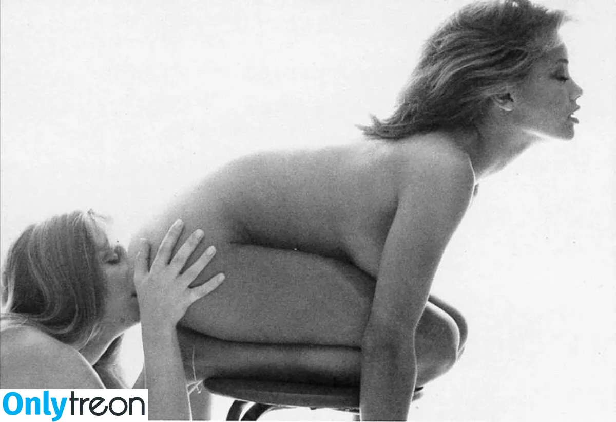 Vanessa Williams nude photo #0006 (scottandvanessa / vanessawilliamsofficial)