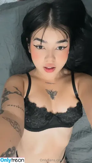vanessabellfree / vanessabellaxo nude photo #0004
